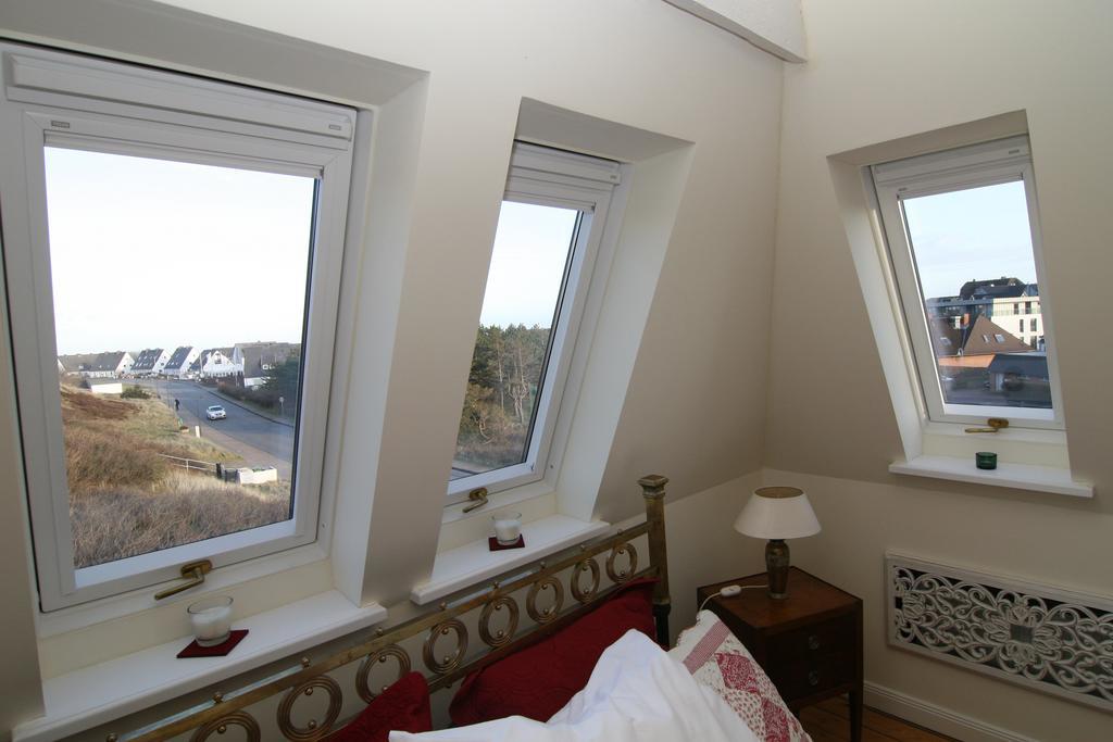 Ferienwohnung Kiek Ut Hörnum エクステリア 写真